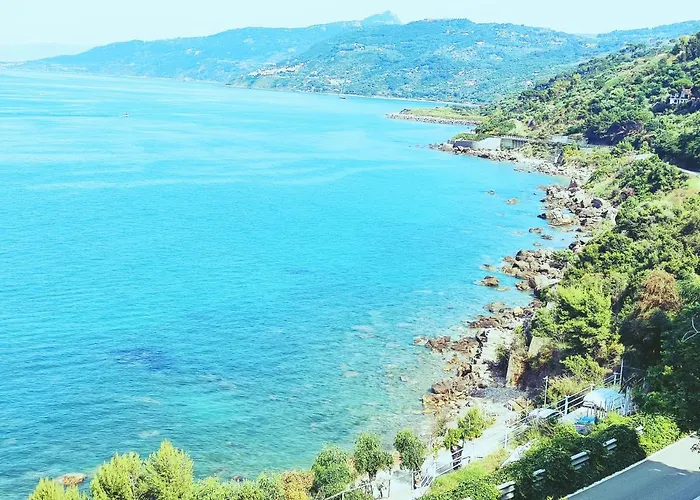 Kalura Sea - Private * Чефалу